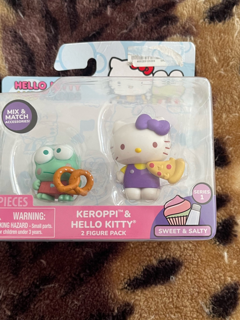Hello Kitty Keroppi 2-Figure Pack - White & Purple